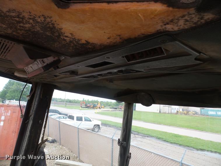 image for item DA8204 1979 John Deere 8440 4WD tractor