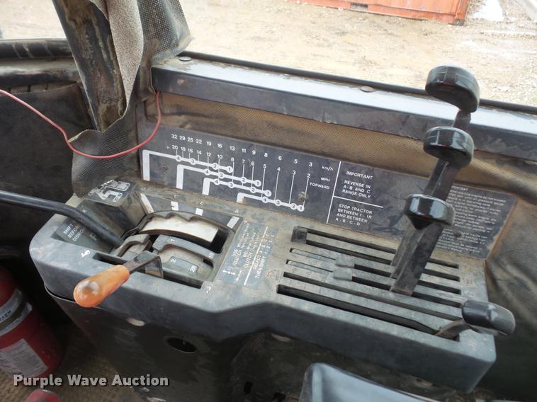 image for item DA8204 1979 John Deere 8440 4WD tractor