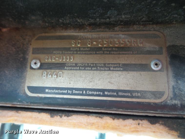 image for item DA8204 1979 John Deere 8440 4WD tractor