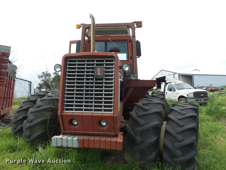 image for item DB1309 International 4186 4WD tractor