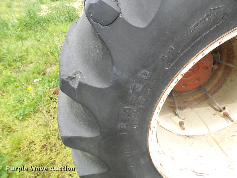 image for item DB1309 International 4186 4WD tractor