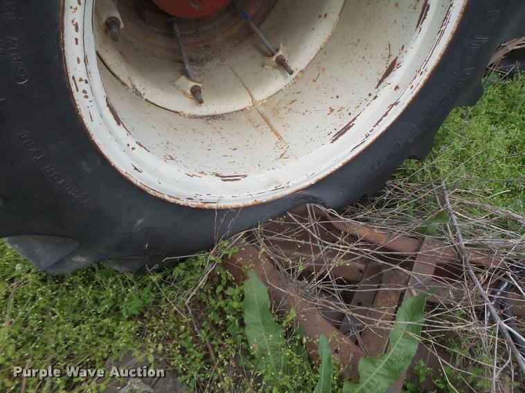 image for item DB1309 International 4186 4WD tractor