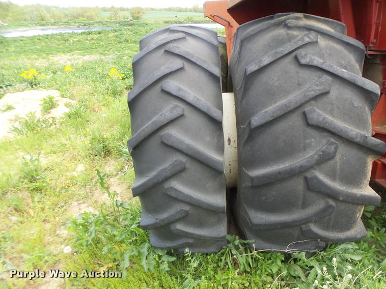 image for item DB1309 International 4186 4WD tractor