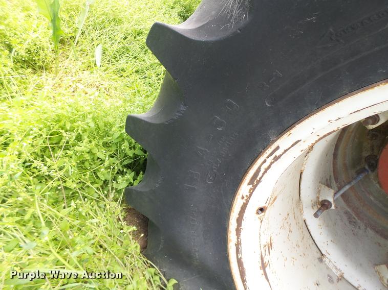 image for item DB1309 International 4186 4WD tractor