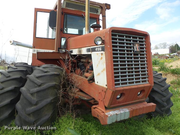 image for item DB1309 International 4186 4WD tractor