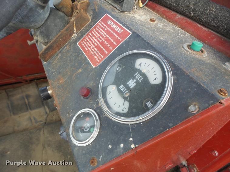 image for item DB1309 International 4186 4WD tractor