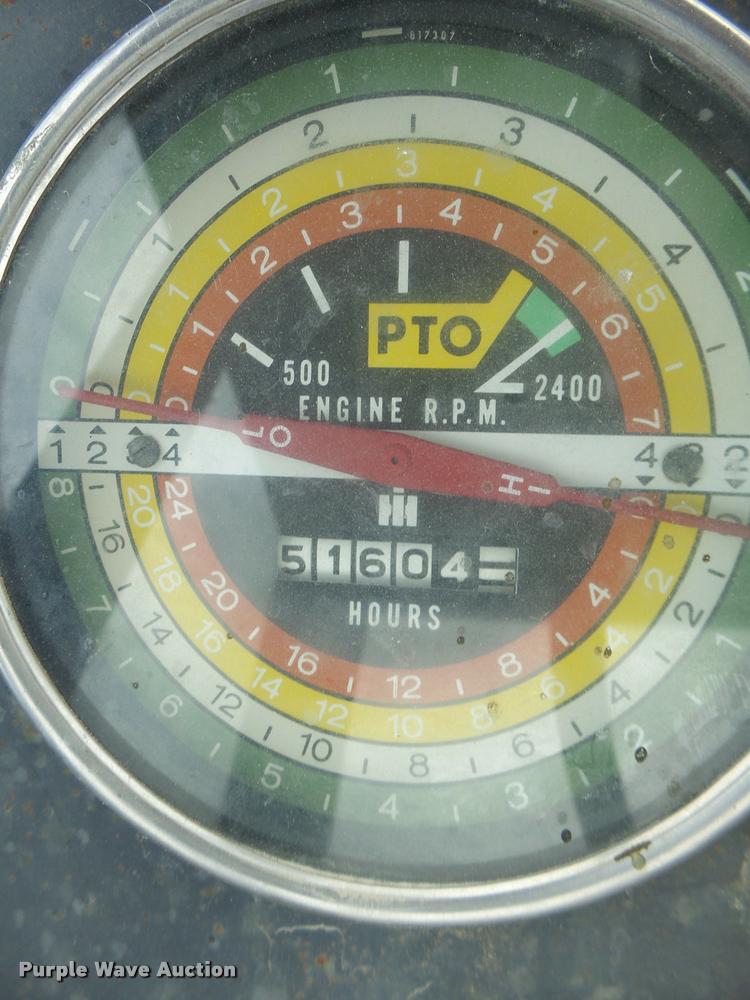 image for item DB1309 International 4186 4WD tractor