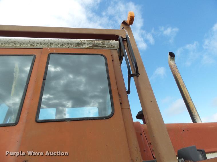 image for item DB1309 International 4186 4WD tractor