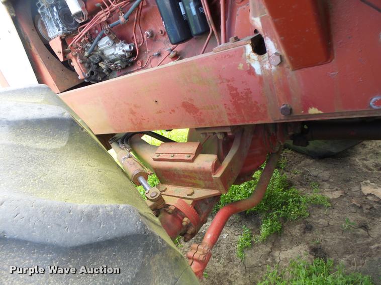 image for item DB1309 International 4186 4WD tractor