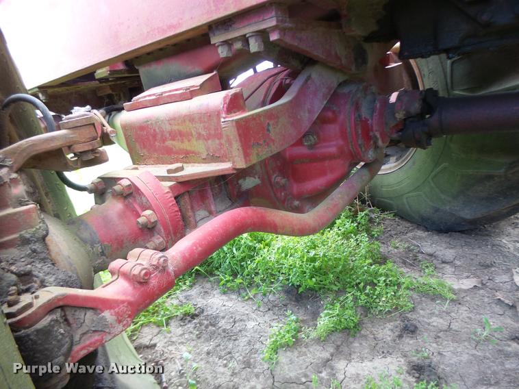 image for item DB1309 International 4186 4WD tractor