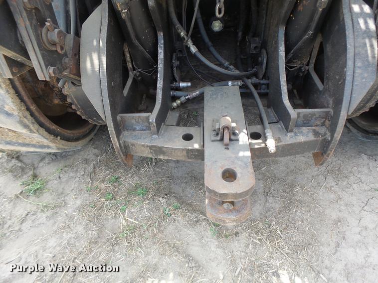 image for item DB1313 Caterpillar Challenger 65 tractor