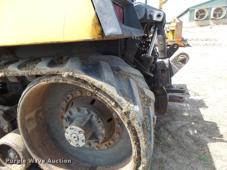 image for item DB1313 Caterpillar Challenger 65 tractor