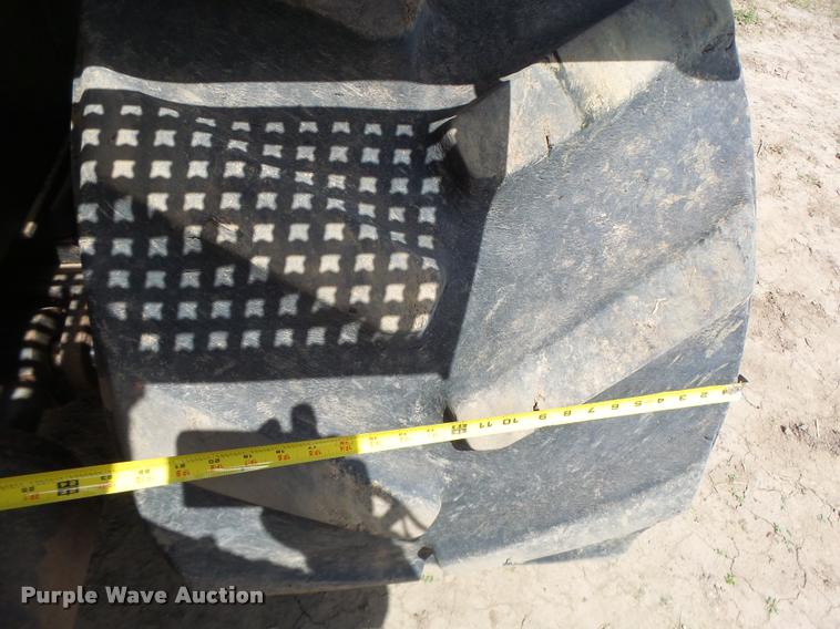 image for item DB1313 Caterpillar Challenger 65 tractor