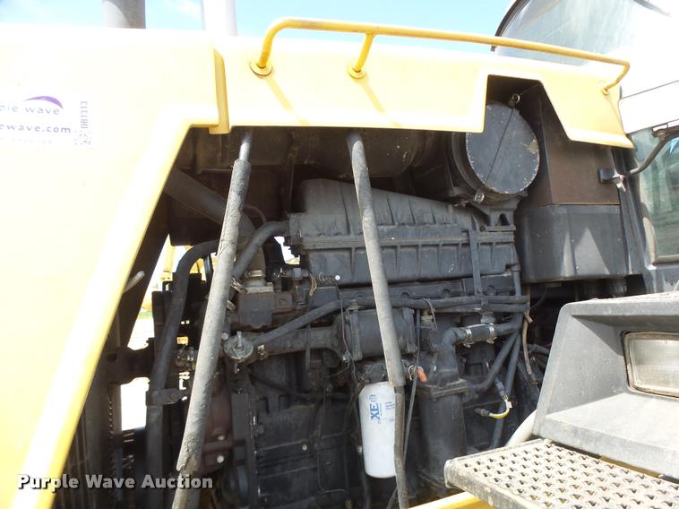 image for item DB1313 Caterpillar Challenger 65 tractor