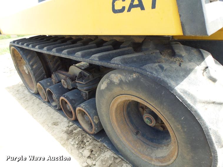 image for item DB1313 Caterpillar Challenger 65 tractor