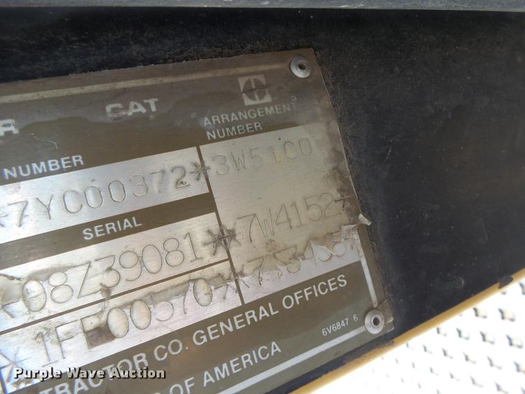 image for item DB1313 Caterpillar Challenger 65 tractor