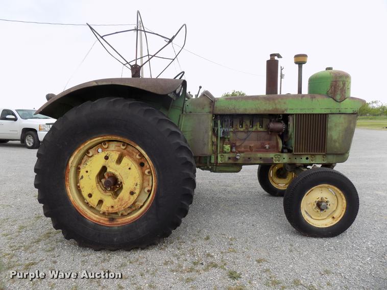image for item DB2279 1964 John Deere 4020 tractor
