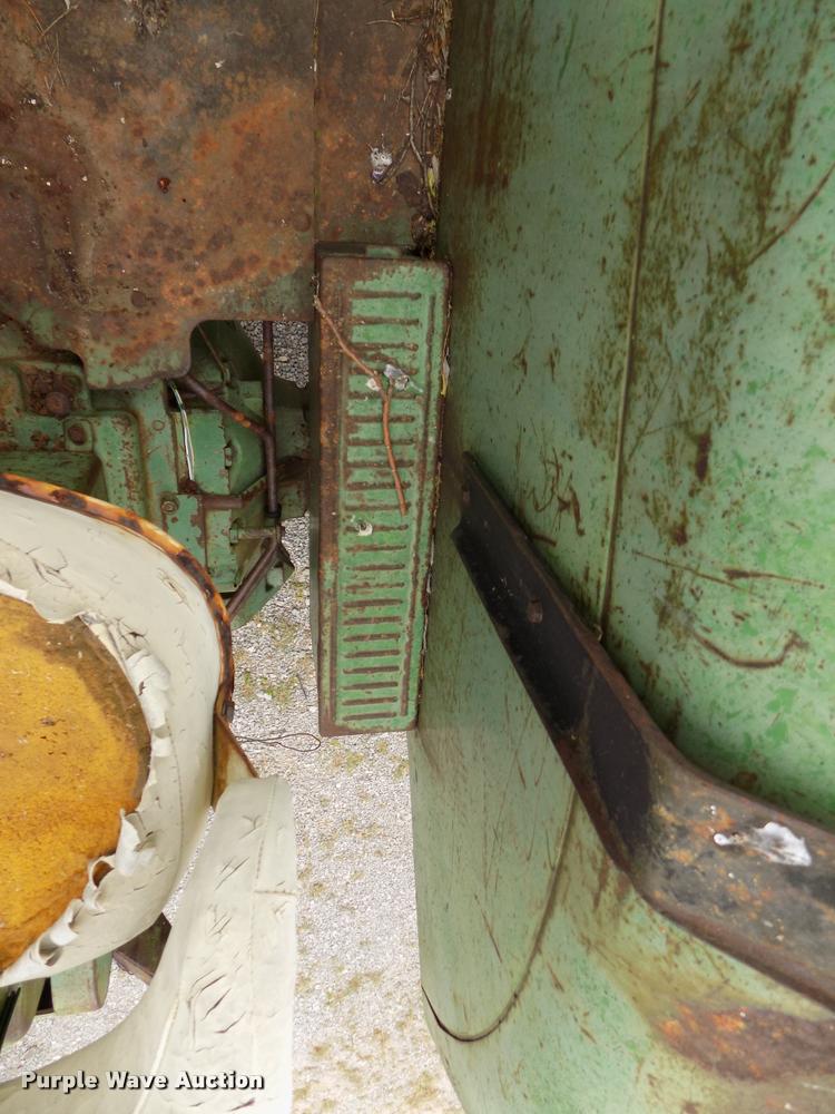 image for item DB2279 1964 John Deere 4020 tractor