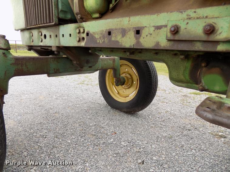 image for item DB2279 1964 John Deere 4020 tractor