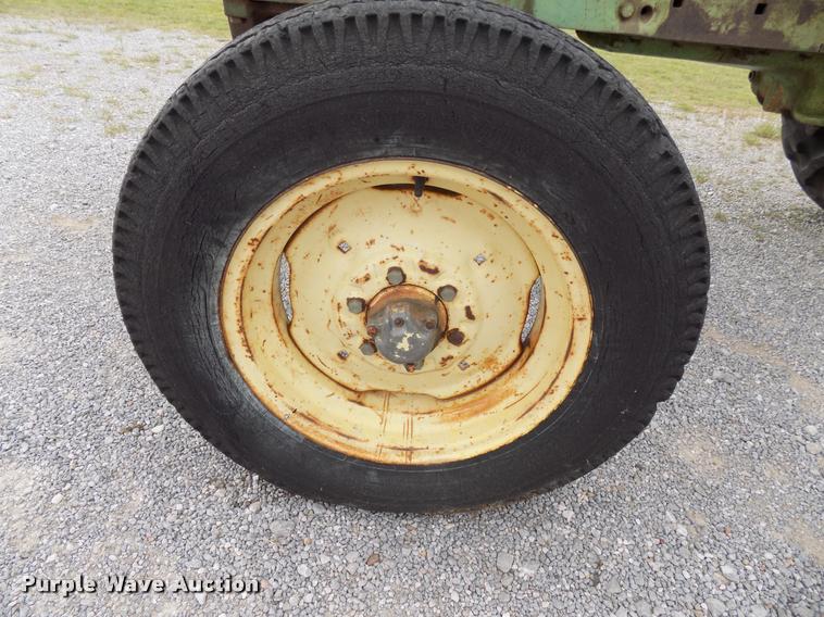 image for item DB2279 1964 John Deere 4020 tractor