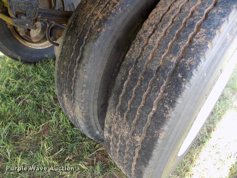 image for item DB2280 1965 Utility single hopper grain trailer