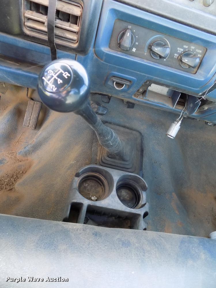 image for item DB2282 1994 Ford F450 Super Duty flatbed truck