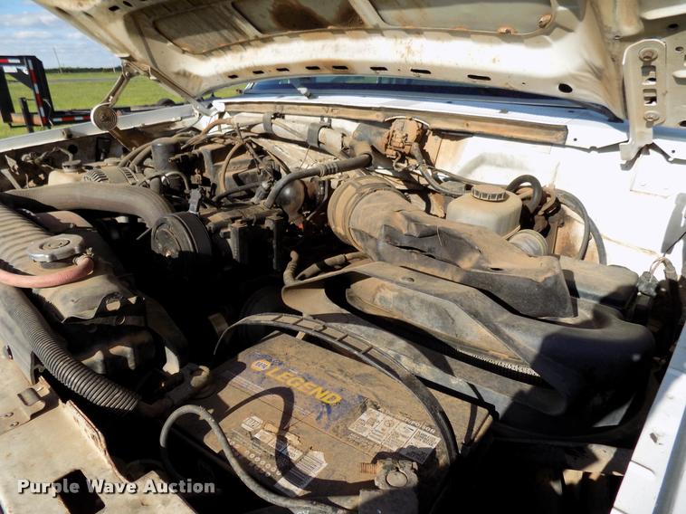 image for item DB2282 1994 Ford F450 Super Duty flatbed truck