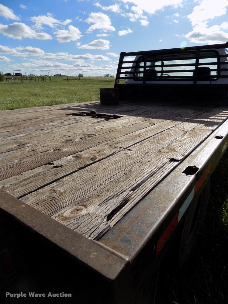 image for item DB2282 1994 Ford F450 Super Duty flatbed truck
