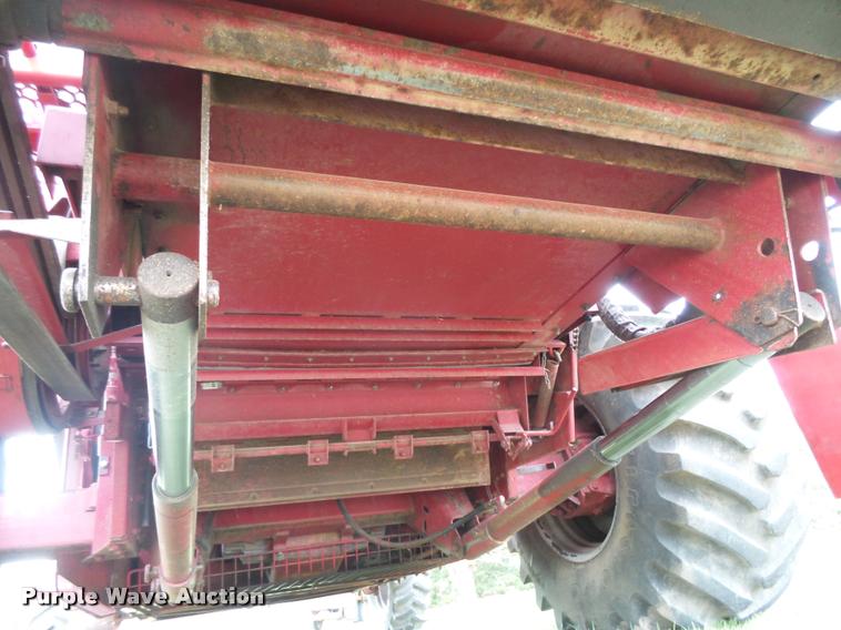 image for item DB2542 1995 Case IH 2188 Axial Flow combine