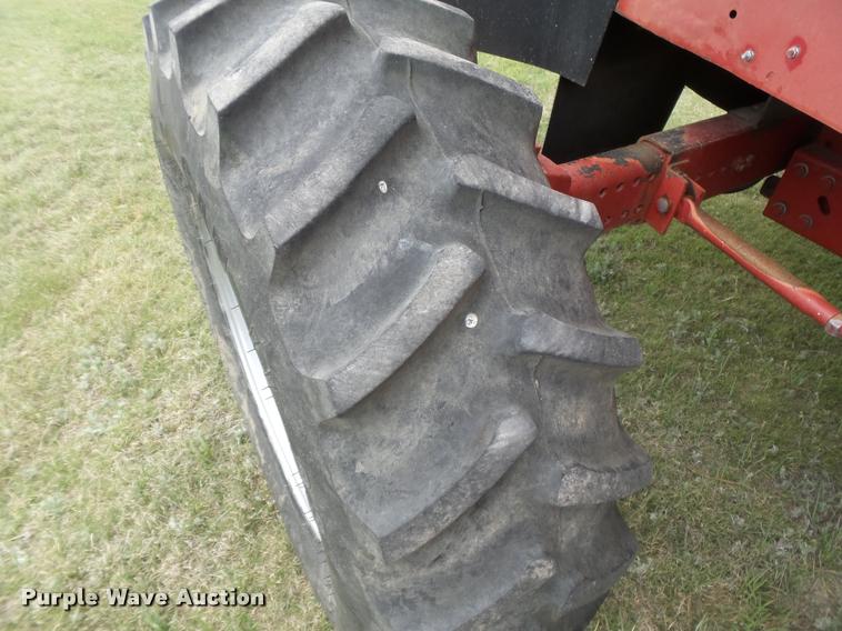 image for item DB2542 1995 Case IH 2188 Axial Flow combine