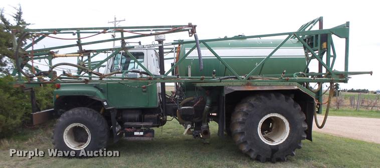 image for item DB2543 1989 International Loral 85/55 Easy-Rider 2000C applicator truck