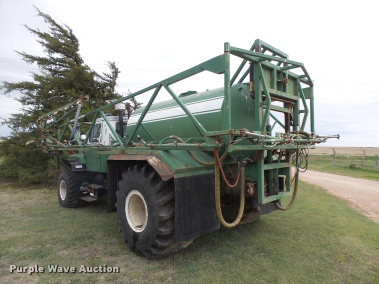 image for item DB2543 1989 International Loral 85/55 Easy-Rider 2000C applicator truck