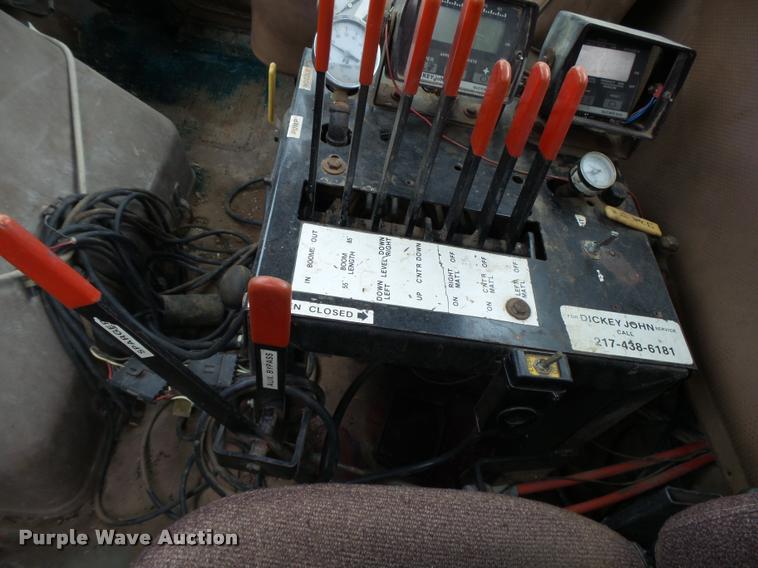 image for item DB2543 1989 International Loral 85/55 Easy-Rider 2000C applicator truck