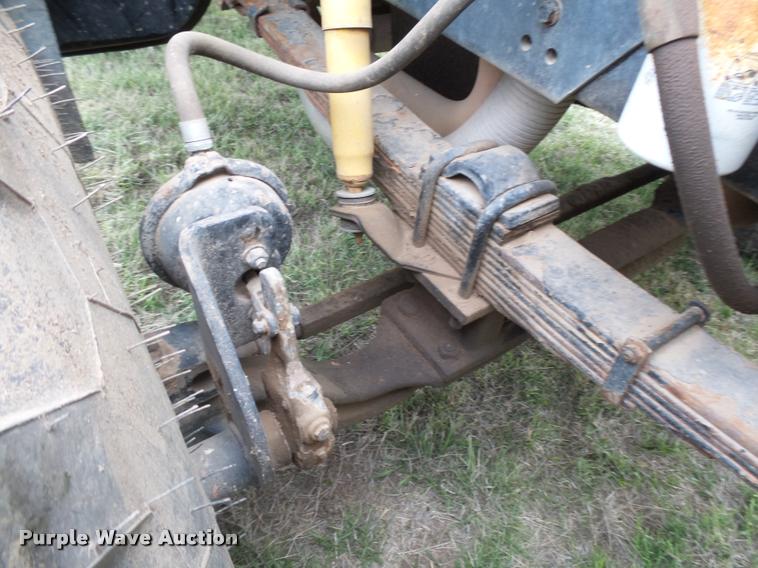 image for item DB2543 1989 International Loral 85/55 Easy-Rider 2000C applicator truck