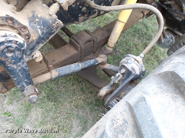 image for item DB2543 1989 International Loral 85/55 Easy-Rider 2000C applicator truck