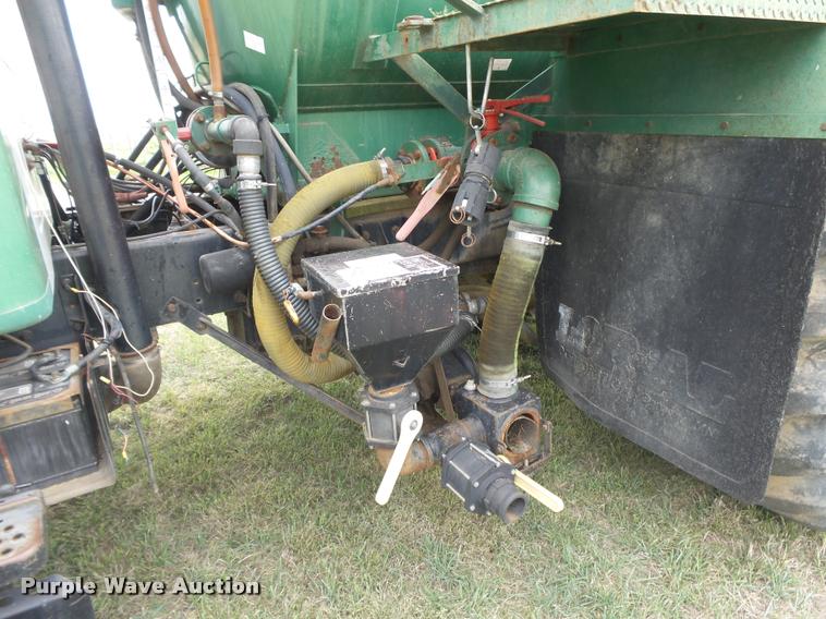 image for item DB2543 1989 International Loral 85/55 Easy-Rider 2000C applicator truck