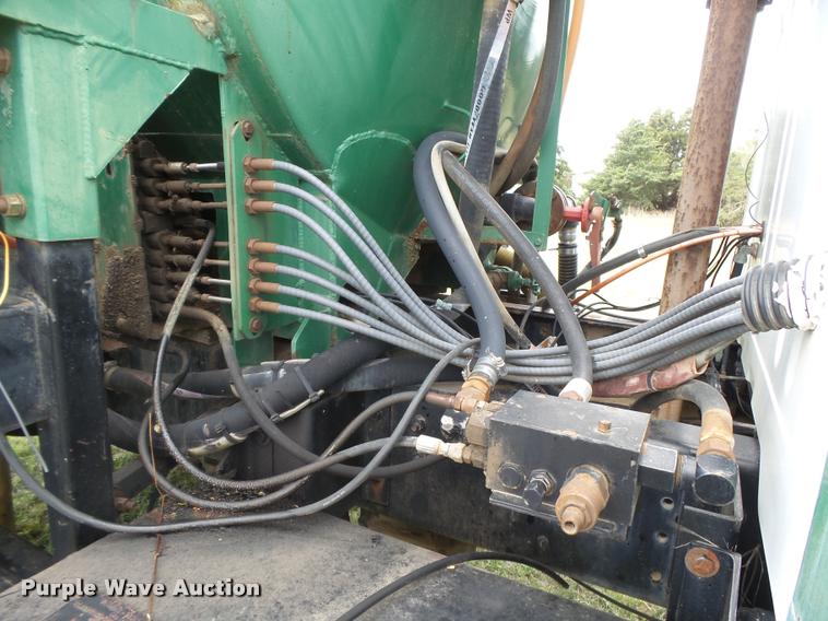 image for item DB2543 1989 International Loral 85/55 Easy-Rider 2000C applicator truck