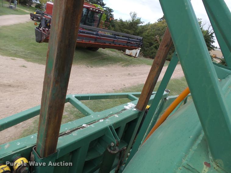 image for item DB2543 1989 International Loral 85/55 Easy-Rider 2000C applicator truck