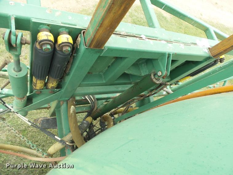 image for item DB2543 1989 International Loral 85/55 Easy-Rider 2000C applicator truck