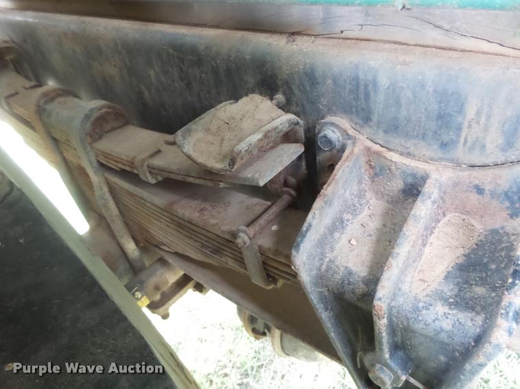 image for item DB2543 1989 International Loral 85/55 Easy-Rider 2000C applicator truck