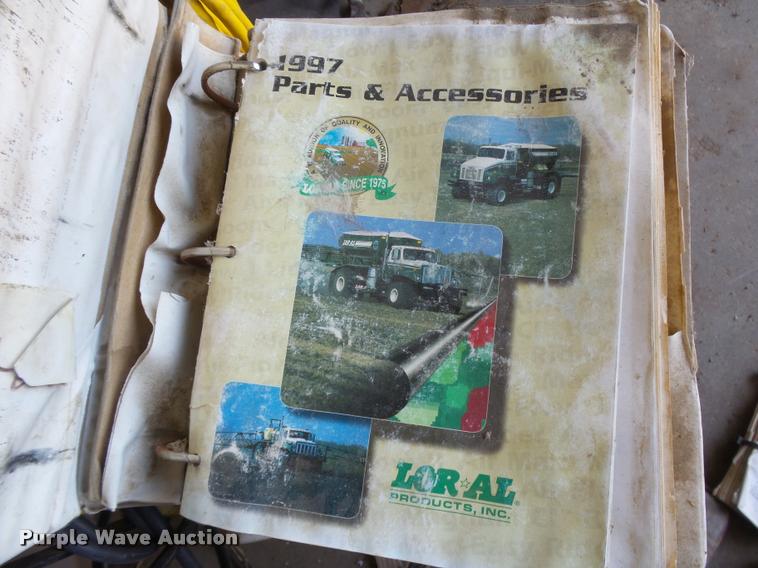 image for item DB2543 1989 International Loral 85/55 Easy-Rider 2000C applicator truck