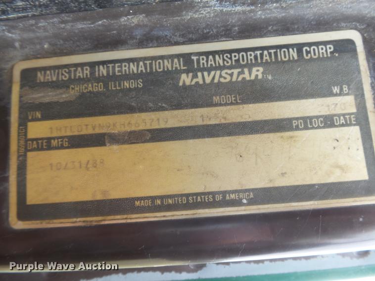 image for item DB2543 1989 International Loral 85/55 Easy-Rider 2000C applicator truck