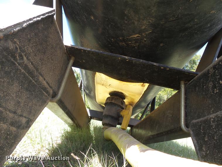 image for item DB2549 (2) poly saddle tanks