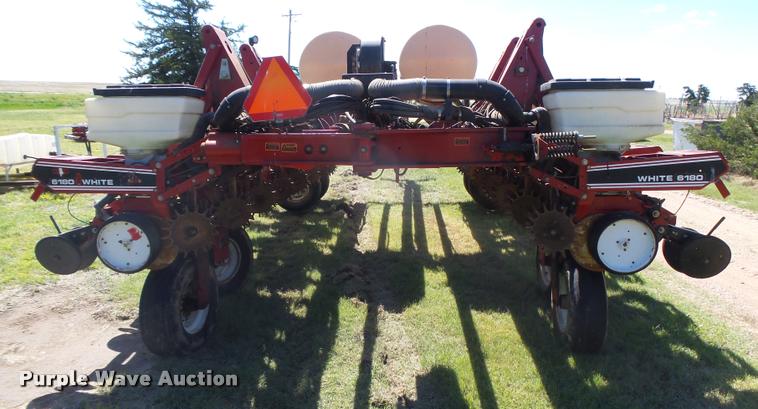 image for item DB2550 1997 White 6186 planter