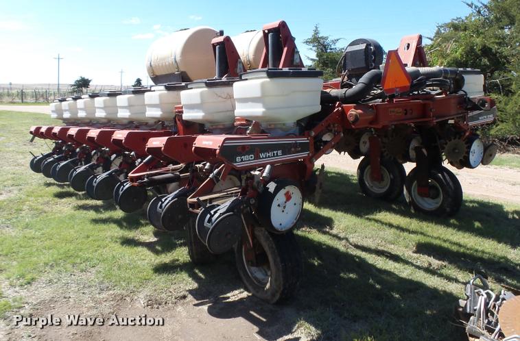 image for item DB2550 1997 White 6186 planter