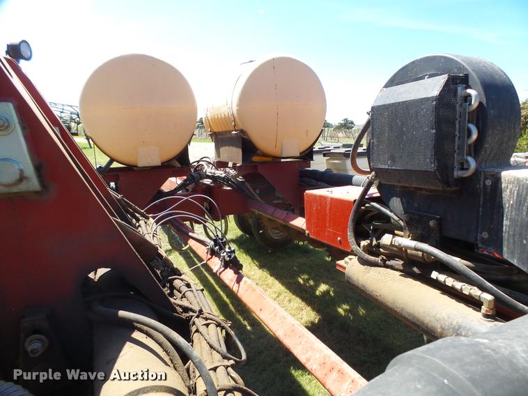 image for item DB2550 1997 White 6186 planter