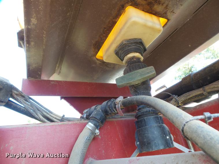 image for item DB2550 1997 White 6186 planter