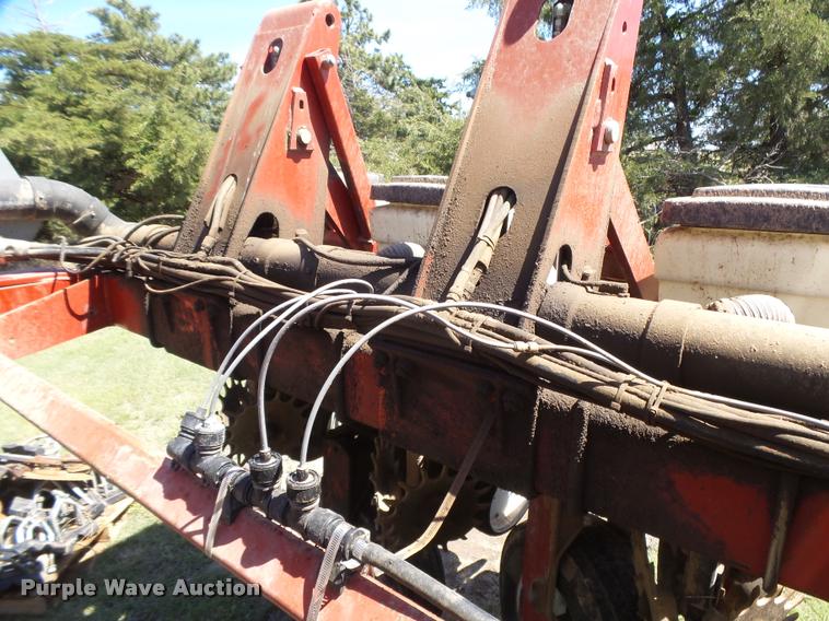 image for item DB2550 1997 White 6186 planter