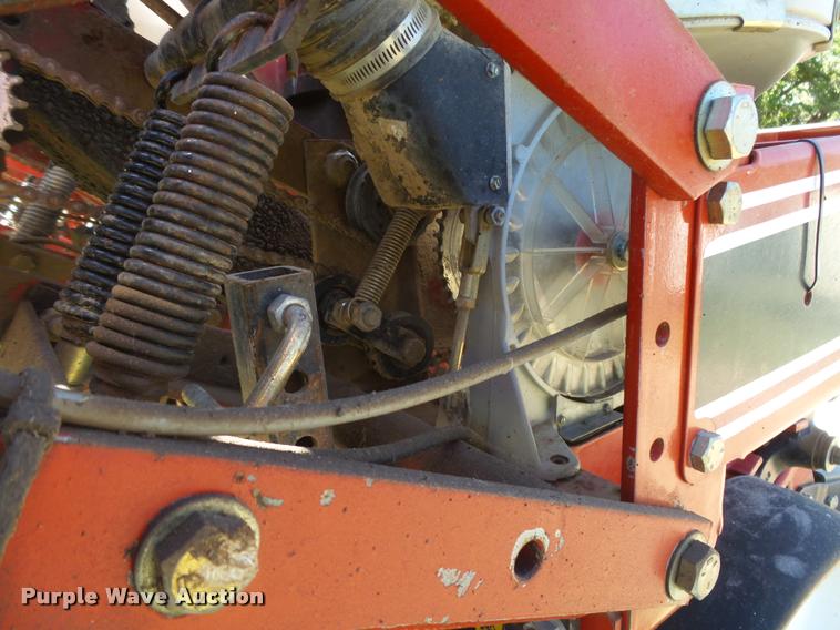 image for item DB2550 1997 White 6186 planter