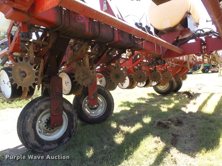 image for item DB2550 1997 White 6186 planter